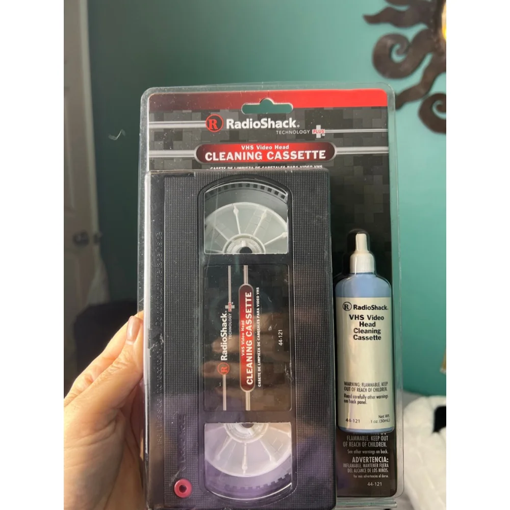 Vintage RadioShack VHS Video Head Cleaning Cassette with Fluid – Sealed NOS 44-1